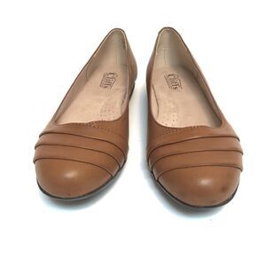 Cliffs by White Mountain Clara Flats, Women's Size 8.5 W, Tan NEW
